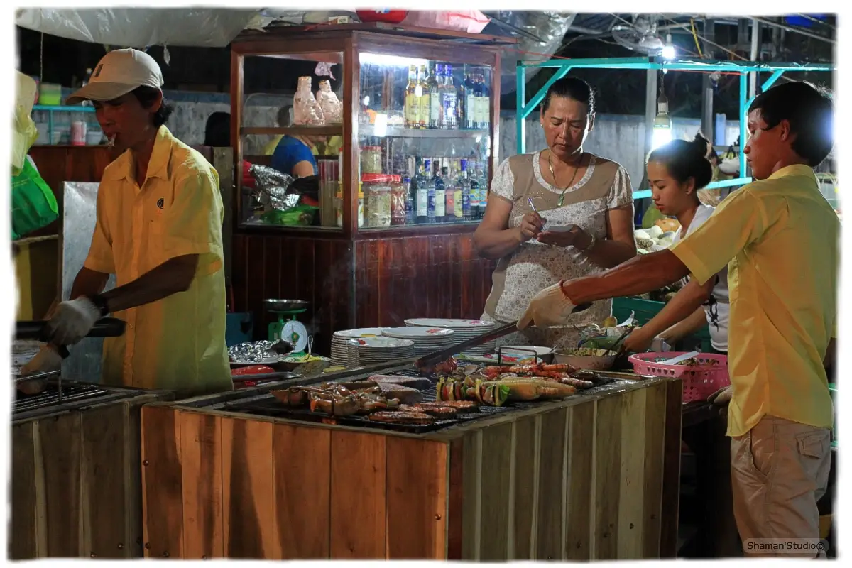 Night Market. Остров Фукок. Вьетнам
